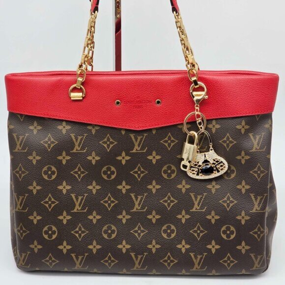 Authentic Louis Vuitton Lock & Key with unbranded Bagcharm, Keycharm, Keychain - Picture 7 of 7